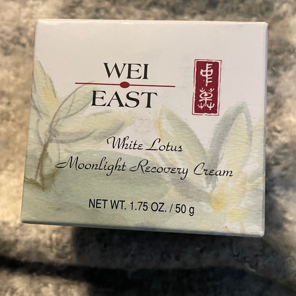 NIB Wei East White Lotus Moonlight Recovery Cream 1.75 oz 50 g